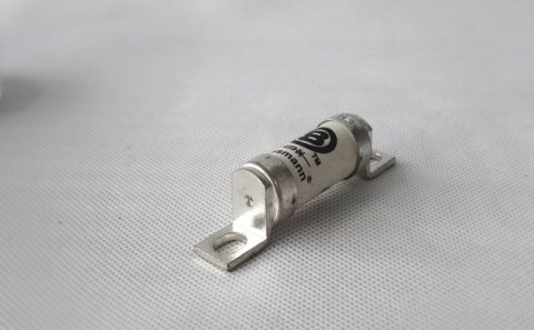 微型熔断器怎么根据额定电流选型？