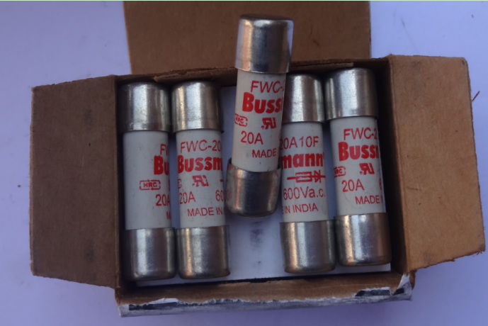 保险丝的电路?；ぷ饔?FWC-20A10F